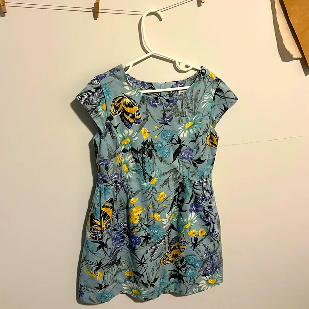 Cutest Gap Flower/Butterfly Dress - Picture 1 of 7